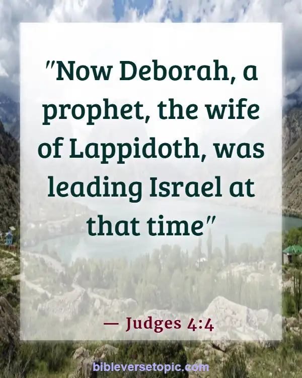 Bible Verses About Hard Working Woman (Judges 4:4)